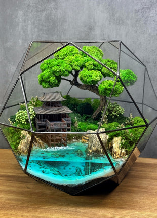 Asian Style Crystal Pyramid Terrarium with Preserved Moss