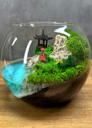 Mini Zen Garden Desk Terrarium with Preserved Moss, Handmade Geometric Moss Terrarium, Japandi Table Decor, No Maintenance Diorama