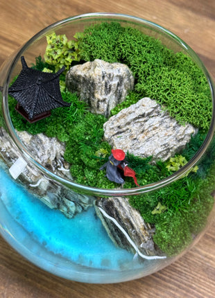 Mini Zen Garden Desk Terrarium with Preserved Moss, Handmade Geometric Moss Terrarium, Japandi Table Decor, No Maintenance Diorama
