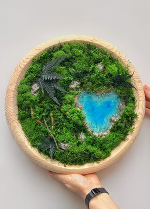 Round Preserved Moss Wall Art with Glowing Resin Lake