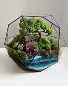 Asian Style Crystal Pyramid Terrarium with Preserved Moss