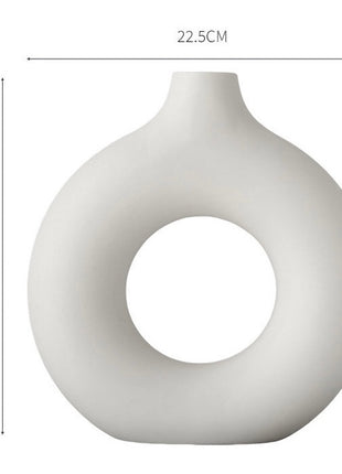 UNIQUE Circle Vase, a perfect blend of modern ceramic artistry and contemporary design