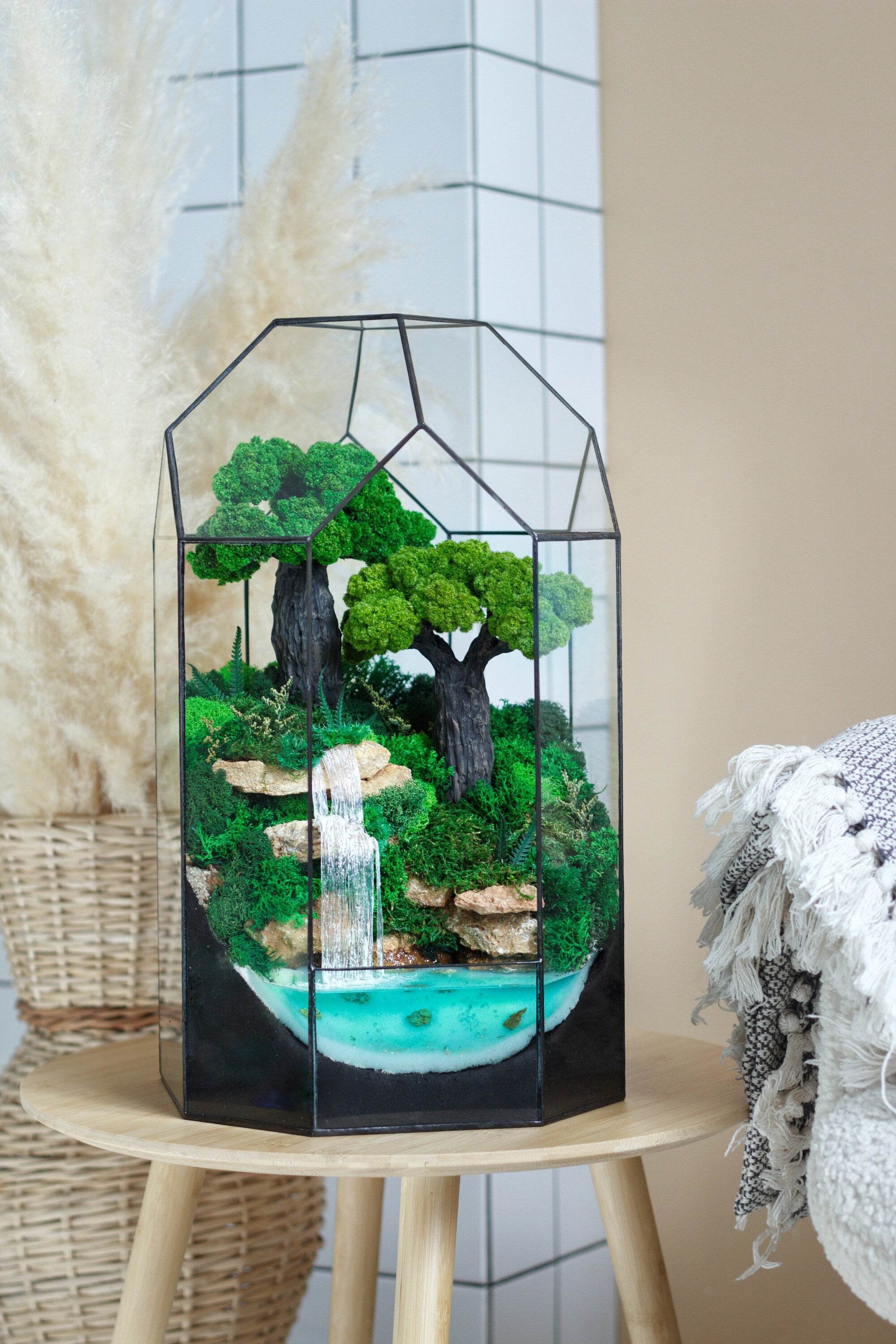 terrarium with bonsai tree Terrarium dome with bonsai tree, waterfall and preserved moss Oak Grove