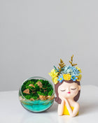 Planter with preserved flowers & terrarium with deer figurines set - MagicGardens